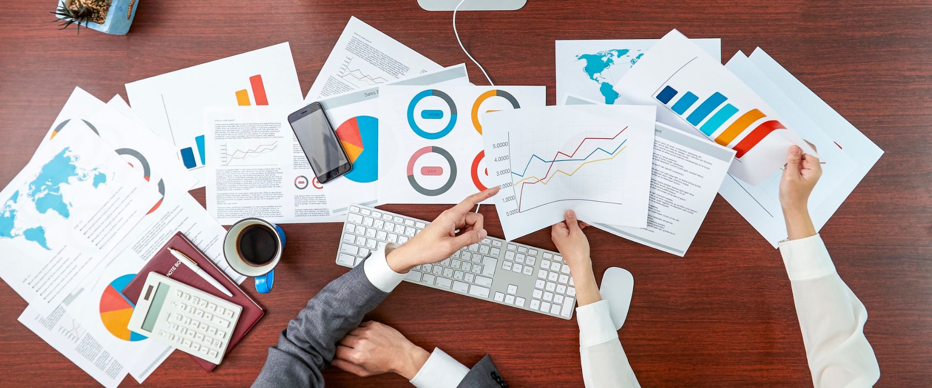 Data governance Scopri cos'è la Data Governance e perché organizzare i dati aziendali è fondamentale per migliorare sicurezza, controllo e continuità operativa.